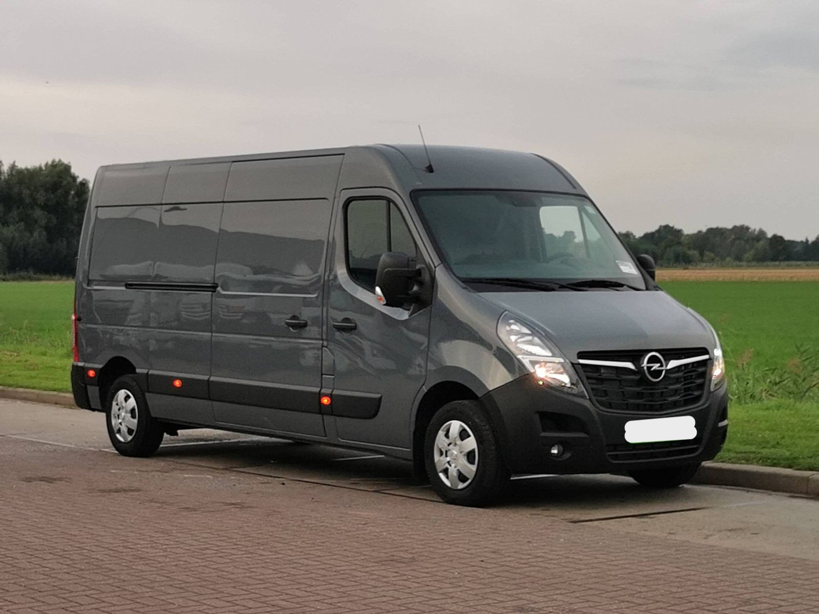 Opel Movano